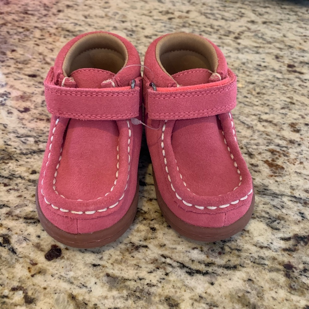 NWT Hanna Andersson pink shoes